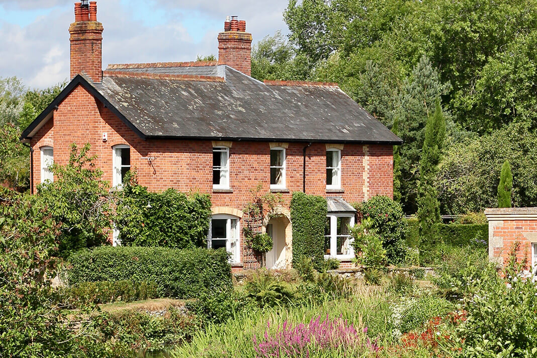 Pond Cottage